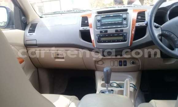 Acheter Occasion Voiture Toyota Fortuner Beige à Manzini, Manzini Acheter Occasion Voiture Toyota Fortuner Beige à Manzini, Manzini