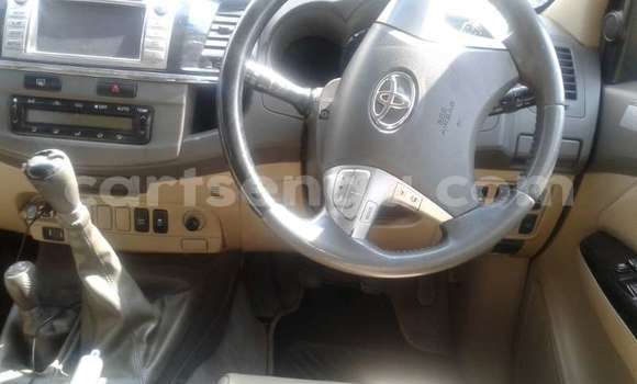 Acheter Occasion Voiture Toyota Fortuner Beige à Manzini, Manzini Acheter Occasion Voiture Toyota Fortuner Beige à Manzini, Manzini