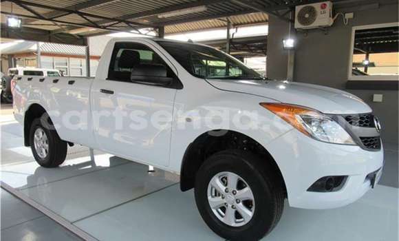 Acheter Occasion Voiture Mazda BT-50 Blanc à Manzini, Manzini Acheter Occasion Voiture Mazda BT-50 Blanc à Manzini, Manzini