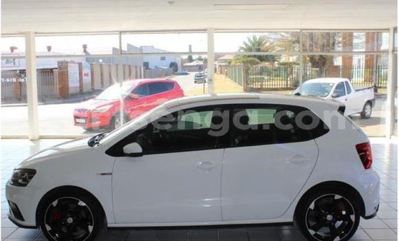 Nunua Ilio tumika Volkswagen Polo GTI White Gari ndani ya Manzini nchini Manzini Nunua Ilio tumika Volkswagen Polo GTI White Gari ndani ya Manzini nchini Manzini