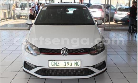 Nunua Ilio tumika Volkswagen Polo GTI White Gari ndani ya Manzini nchini Manzini Nunua Ilio tumika Volkswagen Polo GTI White Gari ndani ya Manzini nchini Manzini