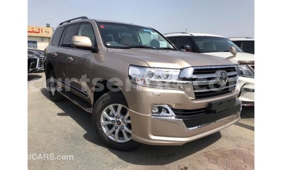 Buy Import Toyota Land Cruiser Other Car in Import - Dubai in Hhohho Buy Import Toyota Land Cruiser Other Car in Import - Dubai in Hhohho