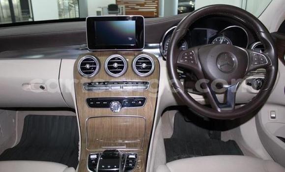 Acheter Occasion Voiture Mercedes‒Benz C-klasse Gris à Mbabane, Manzini Acheter Occasion Voiture Mercedes‒Benz C-klasse Gris à Mbabane, Manzini