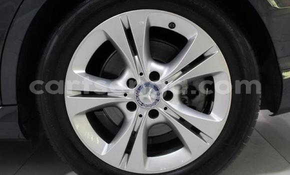 Acheter Occasion Voiture Mercedes‒Benz C-klasse Gris à Mbabane, Manzini Acheter Occasion Voiture Mercedes‒Benz C-klasse Gris à Mbabane, Manzini