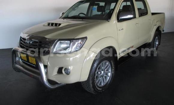 Acheter Occasion Voiture Toyota Hilux Beige à Manzini, Manzini Acheter Occasion Voiture Toyota Hilux Beige à Manzini, Manzini