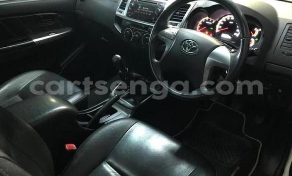 Acheter Occasion Voiture Toyota Hilux Blanc à Manzini, Manzini Acheter Occasion Voiture Toyota Hilux Blanc à Manzini, Manzini