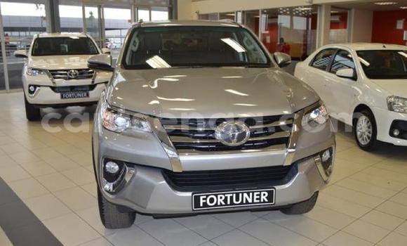 Acheter Occasion Voiture Toyota Fortuner Gris à Manzini, Manzini Acheter Occasion Voiture Toyota Fortuner Gris à Manzini, Manzini