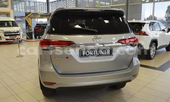 Acheter Occasion Voiture Toyota Fortuner Gris à Manzini, Manzini Acheter Occasion Voiture Toyota Fortuner Gris à Manzini, Manzini