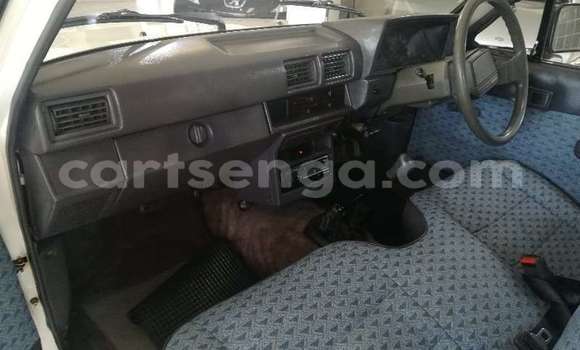 Buy Used Toyota Hilux White Car in Ezulwini in Hhohho Buy Used Toyota Hilux White Car in Ezulwini in Hhohho