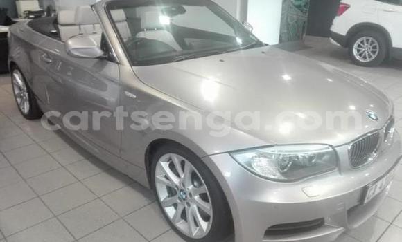 Acheter Occasion Voiture BMW 1–Series Gris à Manzini, Manzini Acheter Occasion Voiture BMW 1–Series Gris à Manzini, Manzini