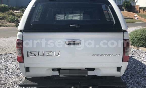 Buy Used Isuzu KB White Car in Ezulwini in Hhohho Buy Used Isuzu KB White Car in Ezulwini in Hhohho