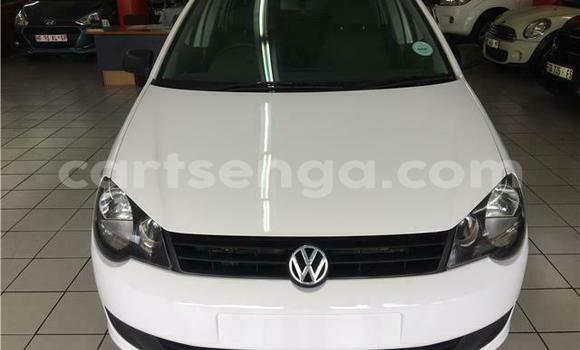 Buy Used Volkswagen Polo White Car in Ezulwini in Hhohho Buy Used Volkswagen Polo White Car in Ezulwini in Hhohho