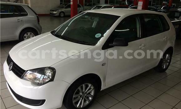 Buy Used Volkswagen Polo White Car in Ezulwini in Hhohho Buy Used Volkswagen Polo White Car in Ezulwini in Hhohho