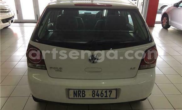 Buy Used Volkswagen Polo White Car in Ezulwini in Hhohho Buy Used Volkswagen Polo White Car in Ezulwini in Hhohho