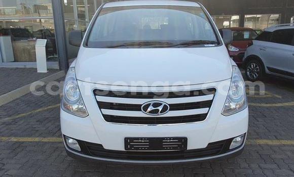 Buy Used Hyundai H1 White Car in Manzini in Manzini Buy Used Hyundai H1 White Car in Manzini in Manzini