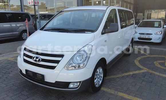 Buy Used Hyundai H1 White Car in Manzini in Manzini Buy Used Hyundai H1 White Car in Manzini in Manzini