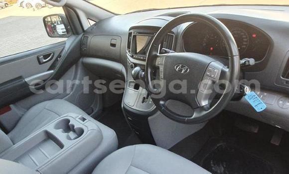 Buy Used Hyundai H1 White Car in Manzini in Manzini Buy Used Hyundai H1 White Car in Manzini in Manzini