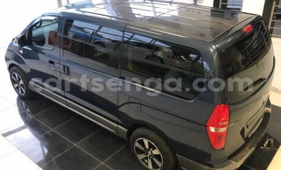 Buy Used Hyundai H1 Silver Car in Manzini in Manzini Buy Used Hyundai H1 Silver Car in Manzini in Manzini