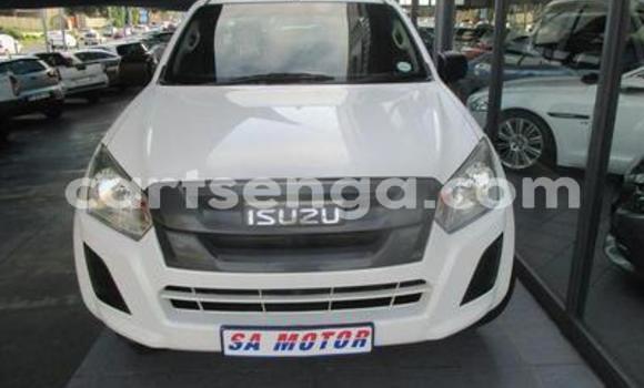 Acheter Occasion Voiture Isuzu KB Blanc à Mbabane, Manzini Acheter Occasion Voiture Isuzu KB Blanc à Mbabane, Manzini