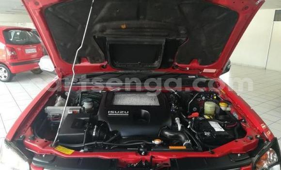 Acheter Occasion Voiture Isuzu KB Rouge à Big Bend, Lubombo District Acheter Occasion Voiture Isuzu KB Rouge à Big Bend, Lubombo District