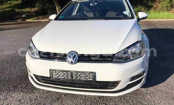 Nunua Ilio tumika Volkswagen Golf GTI White Gari ndani ya Mbabane nchini Manzini Nunua Ilio tumika Volkswagen Golf GTI White Gari ndani ya Mbabane nchini Manzini