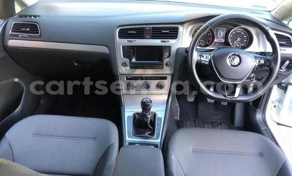 Nunua Ilio tumika Volkswagen Golf GTI White Gari ndani ya Mbabane nchini Manzini Nunua Ilio tumika Volkswagen Golf GTI White Gari ndani ya Mbabane nchini Manzini