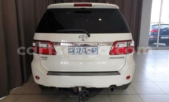 Buy Used Toyota Fortuner White Car in Manzini in Manzini Buy Used Toyota Fortuner White Car in Manzini in Manzini