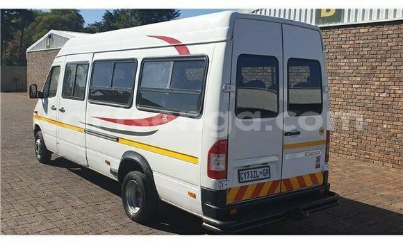 Buy Used Mercedes‒Benz S–Class White Car in Ezulwini in Hhohho Buy Used Mercedes‒Benz S–Class White Car in Ezulwini in Hhohho