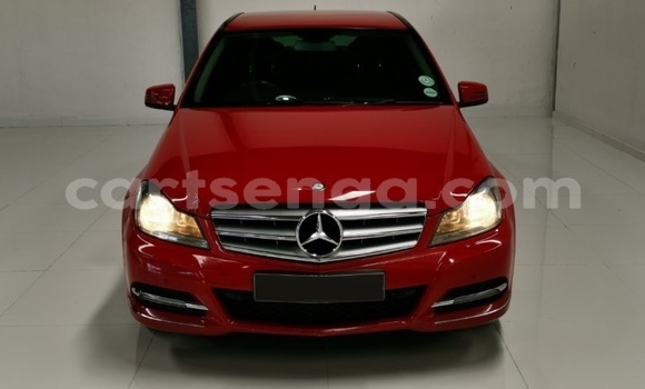 Acheter Occasion Voiture Mercedes‒Benz C–Class Rouge à Ezulwini, Hhohho Acheter Occasion Voiture Mercedes‒Benz C–Class Rouge à Ezulwini, Hhohho