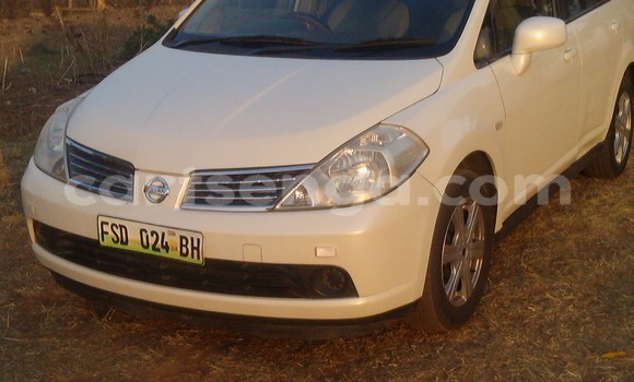 Buy Used Nissan Tiida White Car in Manzini in Swaziland Buy Used Nissan Tiida White Car in Manzini in Swaziland