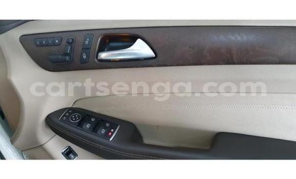 Acheter Occasion Voiture Mercedes‒Benz M-klasse AMG Blanc à Manzini, Manzini Acheter Occasion Voiture Mercedes‒Benz M-klasse AMG Blanc à Manzini, Manzini