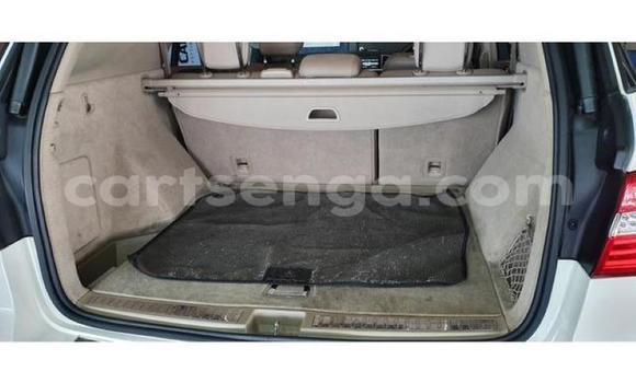 Acheter Occasion Voiture Mercedes‒Benz M-klasse AMG Blanc à Manzini, Manzini Acheter Occasion Voiture Mercedes‒Benz M-klasse AMG Blanc à Manzini, Manzini