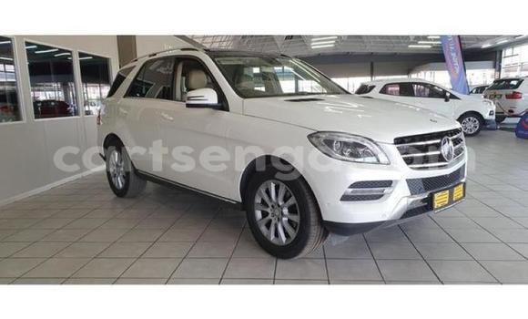 Acheter Occasion Voiture Mercedes‒Benz M-klasse AMG Blanc à Manzini, Manzini Acheter Occasion Voiture Mercedes‒Benz M-klasse AMG Blanc à Manzini, Manzini