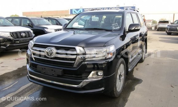 Buy Import Toyota Land Cruiser Black Car in Import - Dubai in Hhohho Buy Import Toyota Land Cruiser Black Car in Import - Dubai in Hhohho