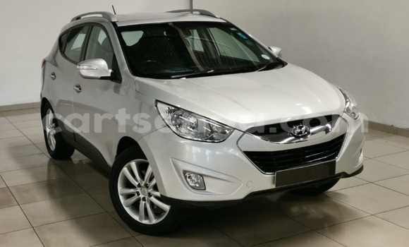 Buy Used Hyundai ix35 Silver Car in Mbabane in Manzini Buy Used Hyundai ix35 Silver Car in Mbabane in Manzini
