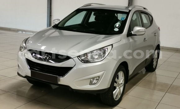 Buy Used Hyundai ix35 Silver Car in Mbabane in Manzini Buy Used Hyundai ix35 Silver Car in Mbabane in Manzini