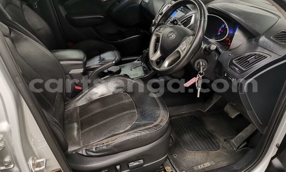 Buy Used Hyundai ix35 Silver Car in Mbabane in Manzini Buy Used Hyundai ix35 Silver Car in Mbabane in Manzini