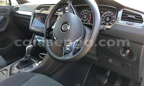 Nunua Ilio tumika Volkswagen Tiguan Silver Gari ndani ya Manzini nchini Manzini Nunua Ilio tumika Volkswagen Tiguan Silver Gari ndani ya Manzini nchini Manzini