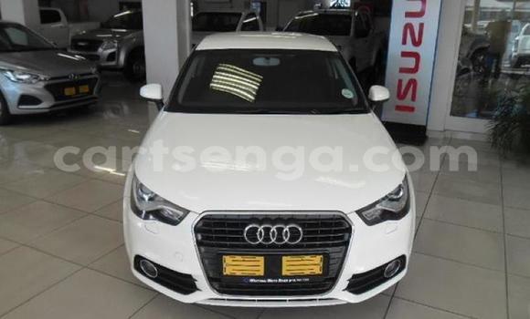 Nunua Ilio tumika Audi A1 White Gari ndani ya Manzini nchini Manzini Nunua Ilio tumika Audi A1 White Gari ndani ya Manzini nchini Manzini