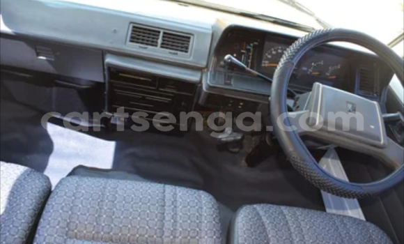 Buy Used Toyota Hiace White Car in Bhunya in Manzini Buy Used Toyota Hiace White Car in Bhunya in Manzini