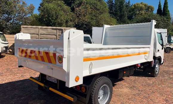 Buy Used Toyota Dyna White Truck in Mbabane in Manzini Buy Used Toyota Dyna White Truck in Mbabane in Manzini