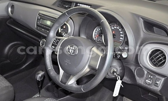 Nunua Ilio tumika Toyota Yaris White Gari ndani ya Hlatikulu nchini Wilaya ya Shiselweni Nunua Ilio tumika Toyota Yaris White Gari ndani ya Hlatikulu nchini Wilaya ya Shiselweni