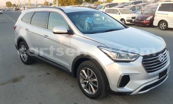 Buy Import Hyundai Santa Fe Other Car in Import - Dubai in Hhohho Buy Import Hyundai Santa Fe Other Car in Import - Dubai in Hhohho