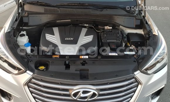 Buy Import Hyundai Santa Fe Other Car in Import - Dubai in Hhohho Buy Import Hyundai Santa Fe Other Car in Import - Dubai in Hhohho
