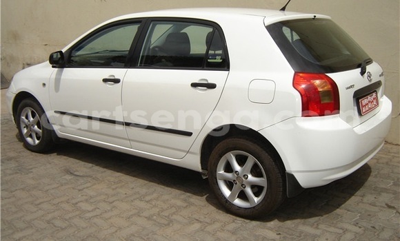 Buy Used Toyota Runx White Car in Ezulwini in Hhohho Buy Used Toyota Runx White Car in Ezulwini in Hhohho