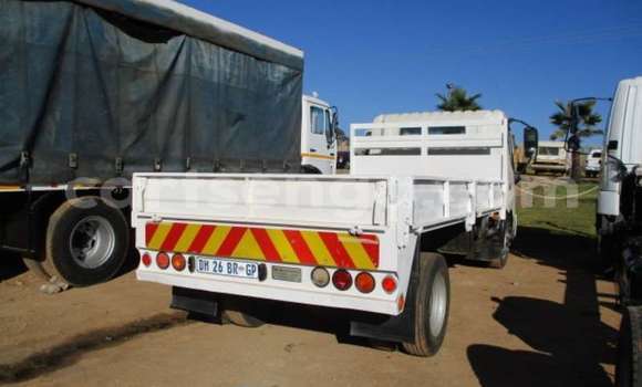 Acheter Occasion Utilitaire Hino 300 Series Blanc à Manzini, Manzini Acheter Occasion Utilitaire Hino 300 Series Blanc à Manzini, Manzini