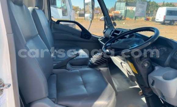 Acheter Occasion Utilitaire Hino 300 Series Blanc à Manzini, Manzini Acheter Occasion Utilitaire Hino 300 Series Blanc à Manzini, Manzini