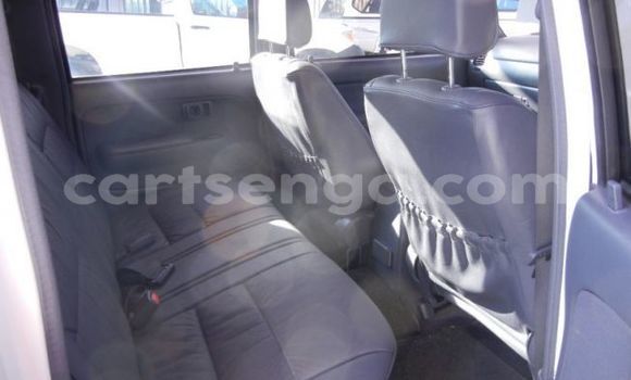 Buy Used Toyota Hilux White Car in Ezulwini in Hhohho Buy Used Toyota Hilux White Car in Ezulwini in Hhohho