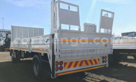 Acheter Occasion Utilitaire Mercedes‒Benz Atego Blanc à Big Bend, Lubombo District Acheter Occasion Utilitaire Mercedes‒Benz Atego Blanc à Big Bend, Lubombo District