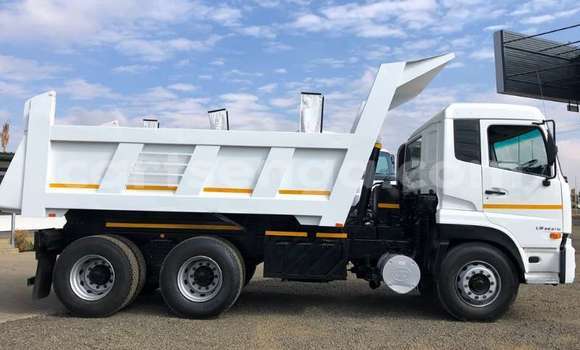 Acheter Occasion Utilitaire Nissan UD Blanc à Mbabane, Manzini Acheter Occasion Utilitaire Nissan UD Blanc à Mbabane, Manzini